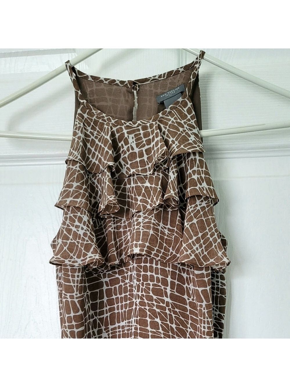 Ann Taylor Petites Women's Sleeveless Ruffled Top Size 00